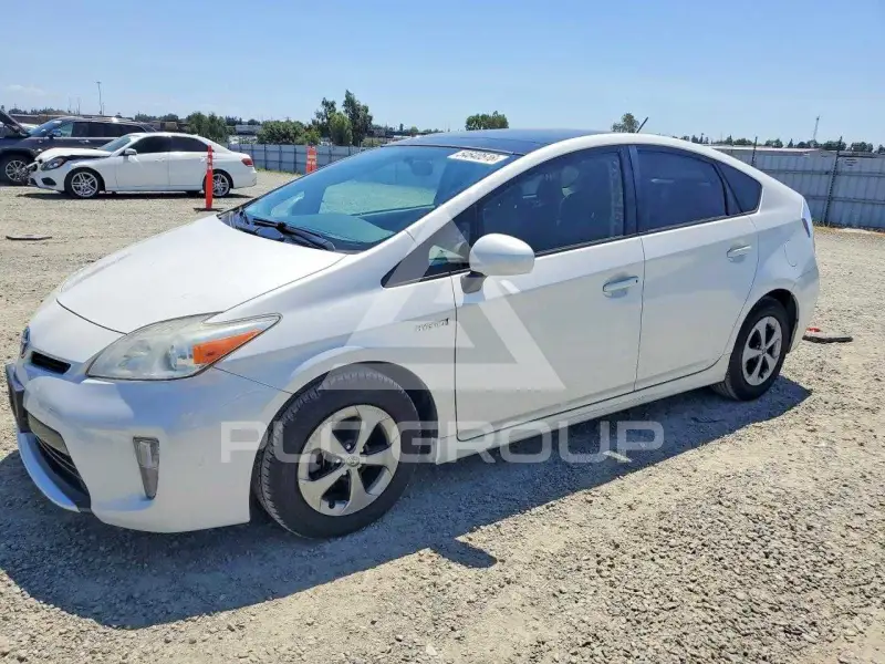 2012 Toyota PRIUS фото