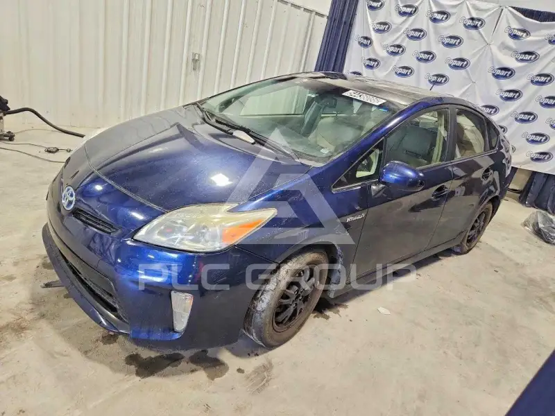 2012 Toyota PRIUS фото