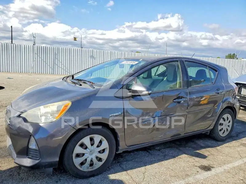 2012 Toyota PRIUS photo