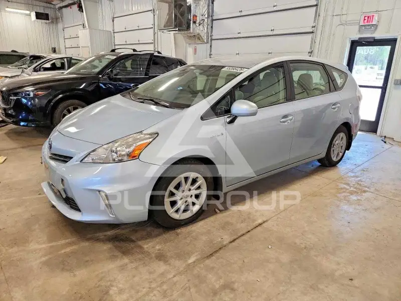 2012 Toyota PRIUS фото