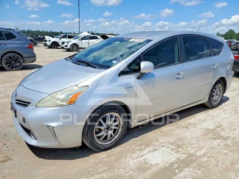 2012 Toyota PRIUS фото