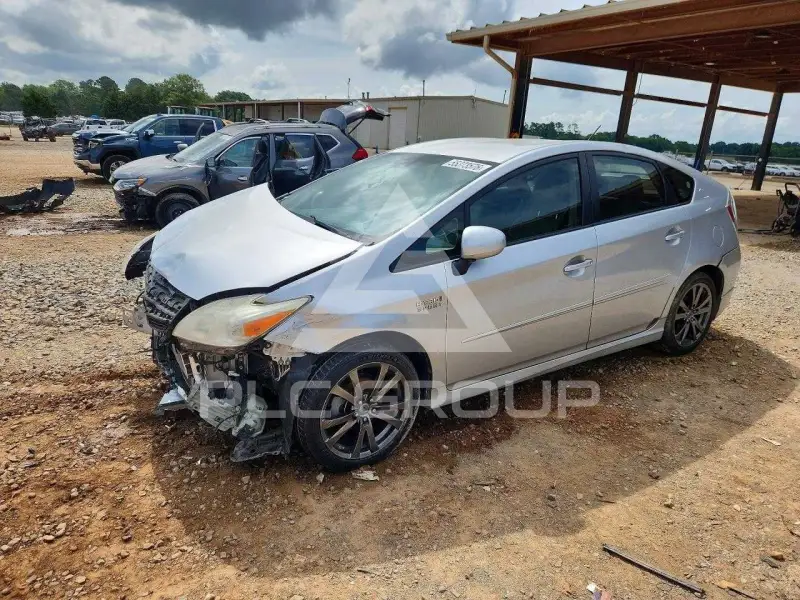 2012 Toyota PRIUS фото