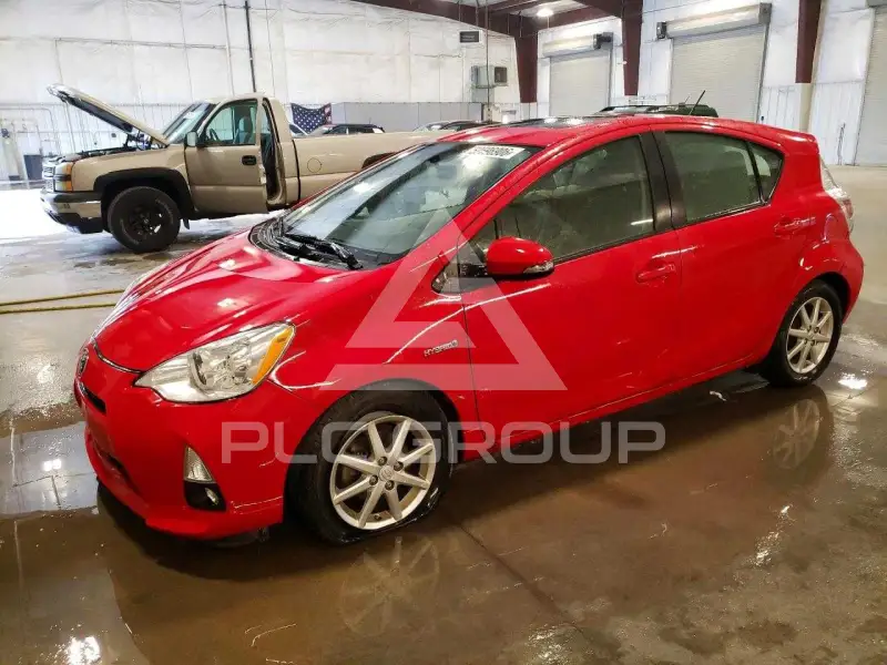 2012 Toyota PRIUS фото
