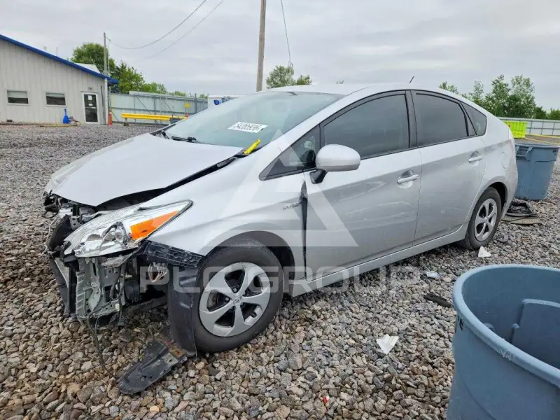2012 Toyota PRIUS фото