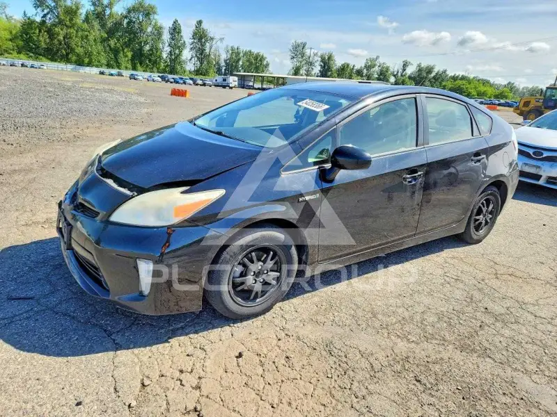 2012 Toyota PRIUS фото