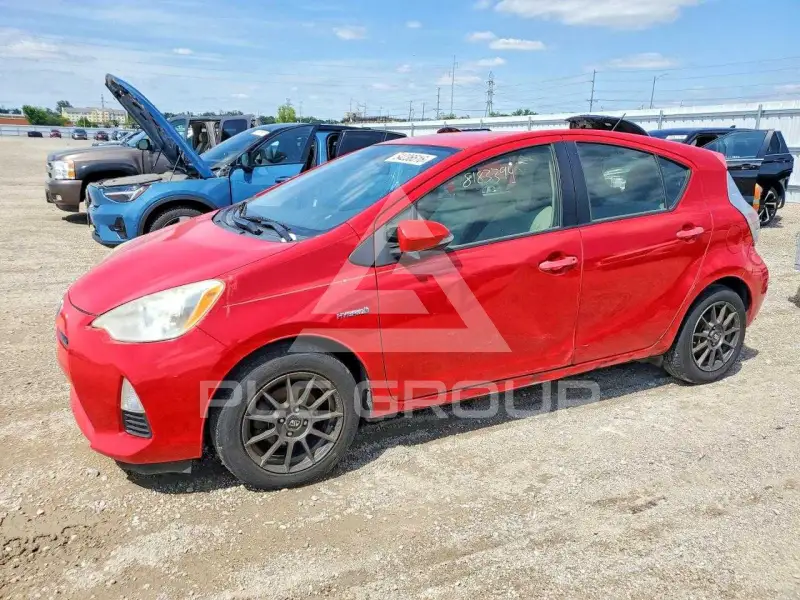 2012 Toyota PRIUS фото