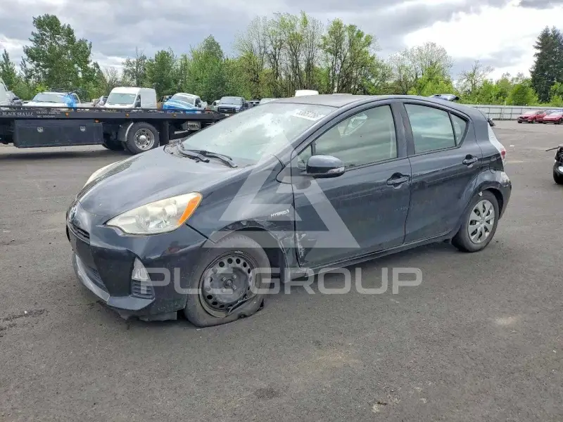 2012 Toyota  фото