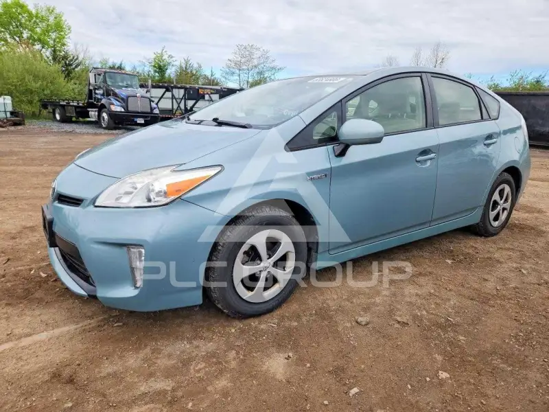 2012 Toyota PRIUS фото