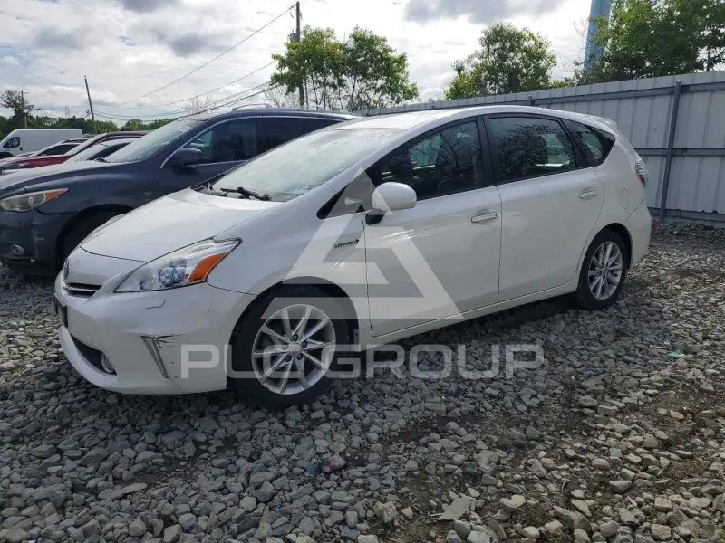 2012 Toyota PRIUS фото