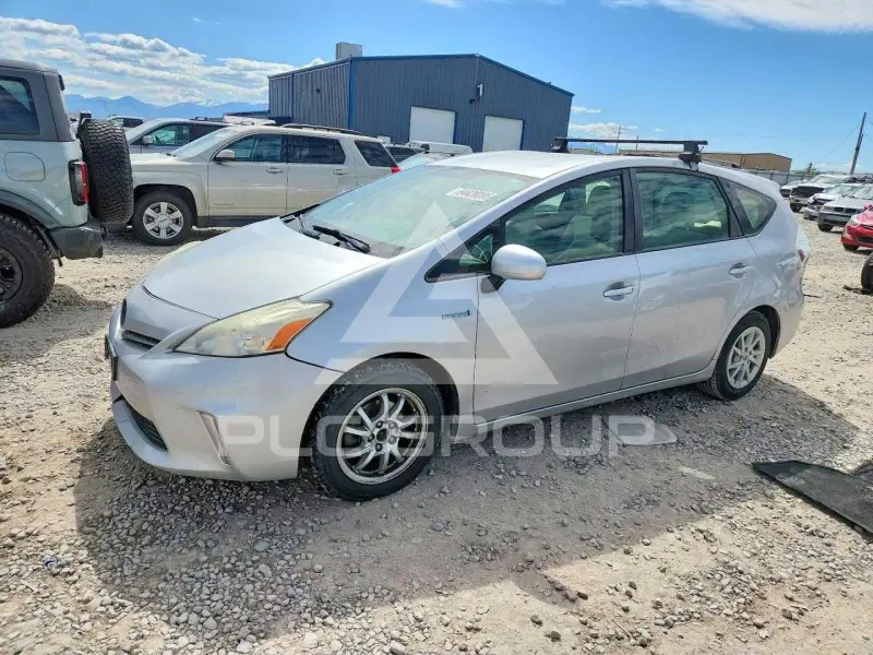 2012 Toyota PRIUS фото