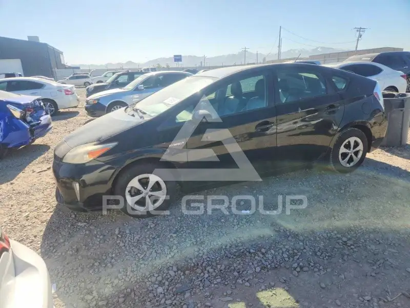 2012 Toyota PRIUS фото