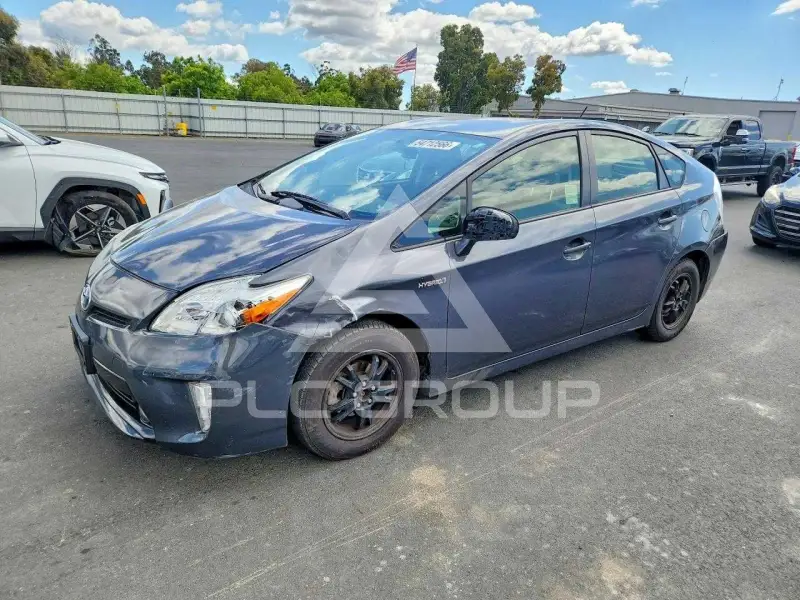 2012 Toyota PRIUS фото