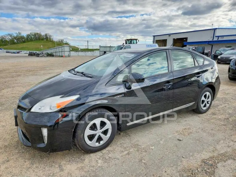 2012 Toyota PRIUS фото