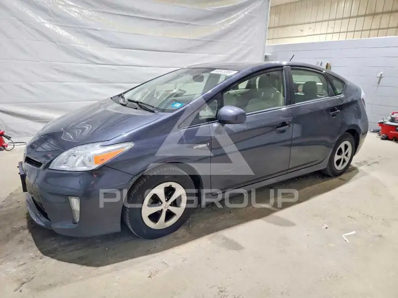 2012 Toyota PRIUS фото