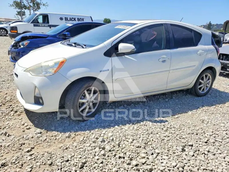 2012 Toyota PRIUS photo