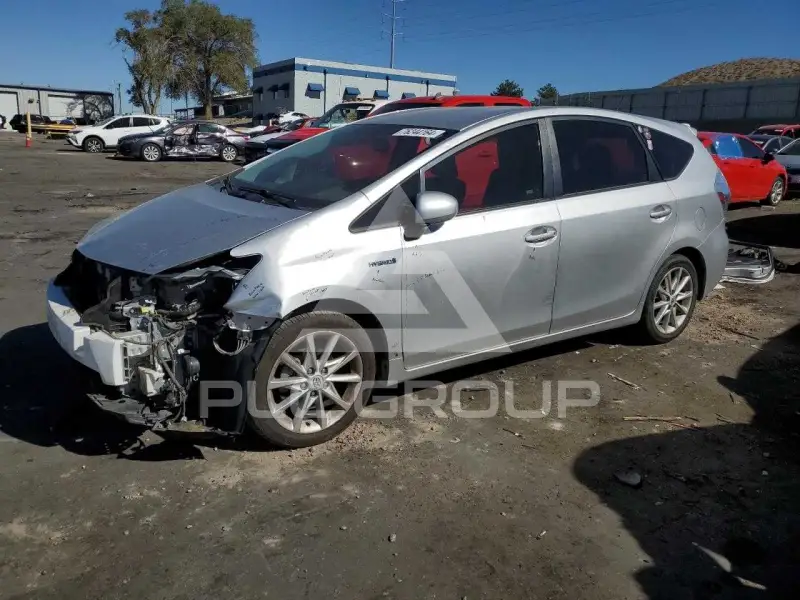 2012 Toyota PRIUS фото
