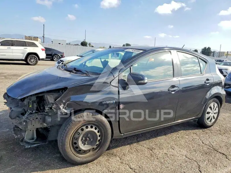 2012 Toyota PRIUS фото