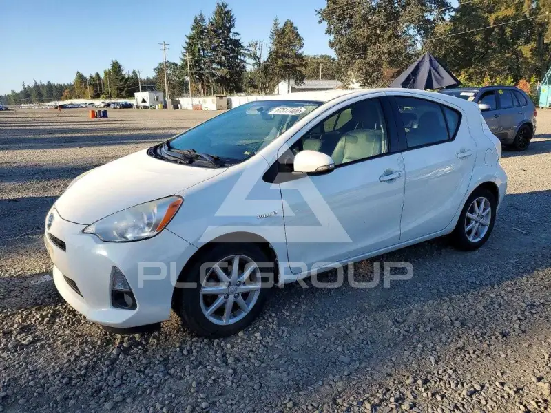 2012 Toyota PRIUS фото