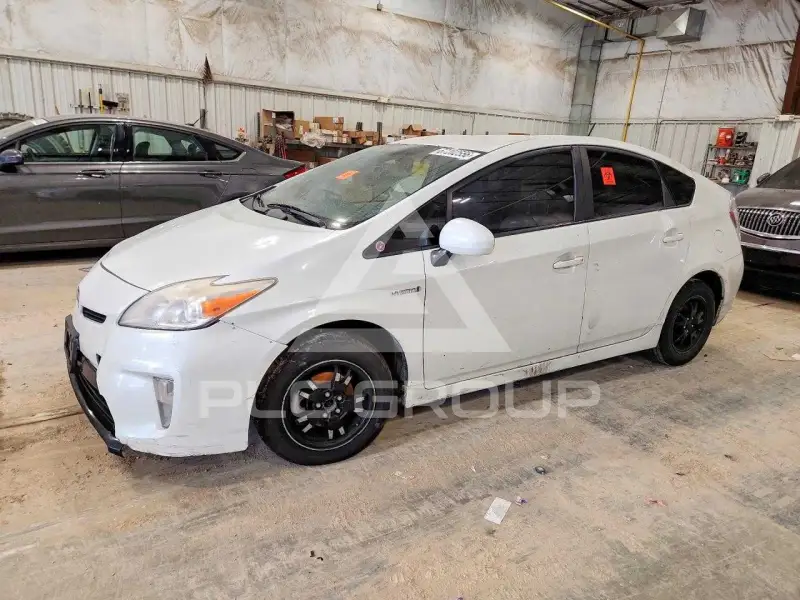 2012 Toyota PRIUS фото