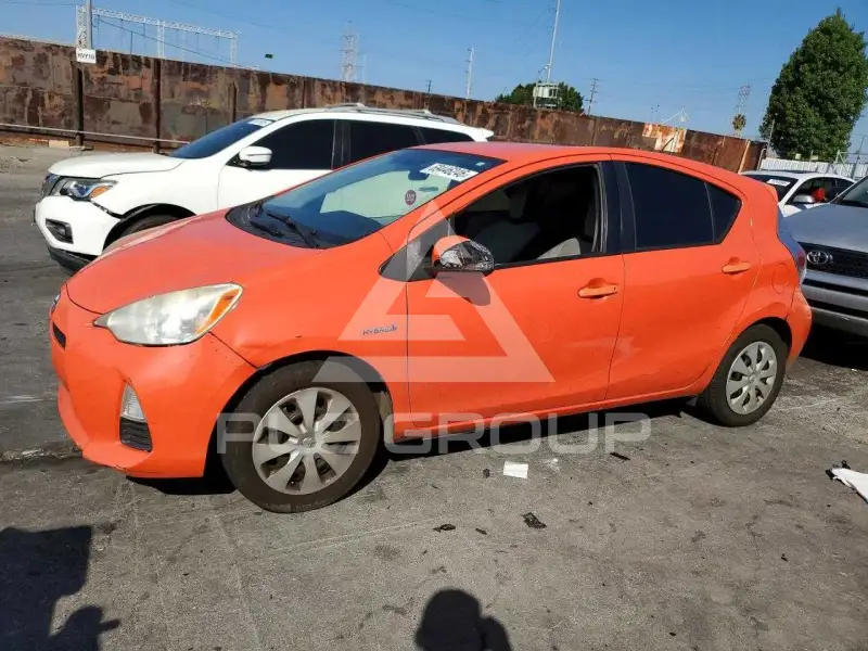 2012 Toyota PRIUS фото