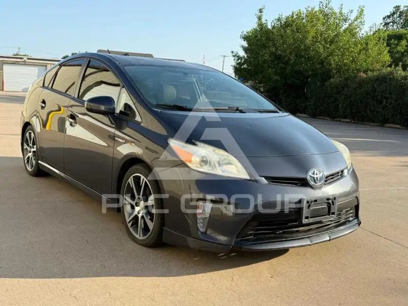 2012 Toyota PRIUS фото