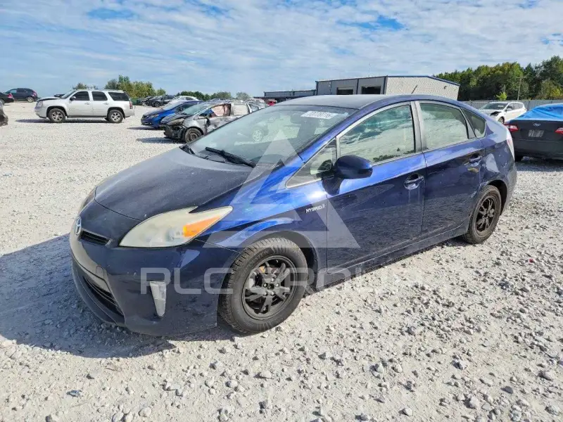 2012 Toyota PRIUS фото