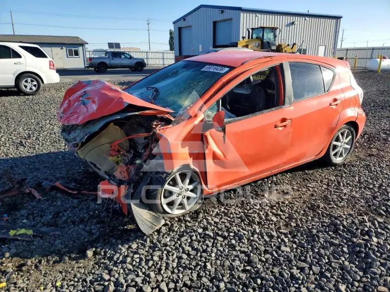 2012 Toyota PRIUS фото
