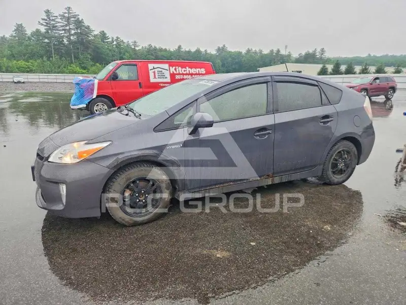 2012 Toyota PRIUS photo