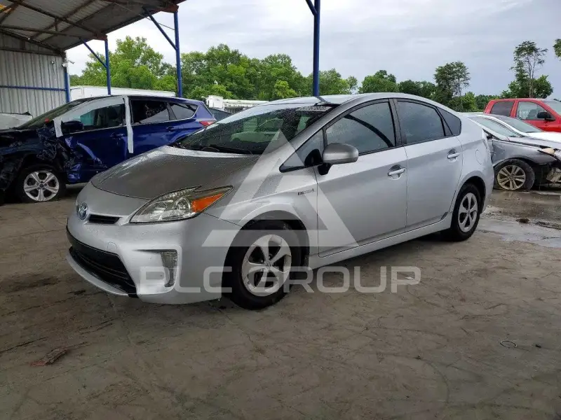 2012 Toyota PRIUS фото