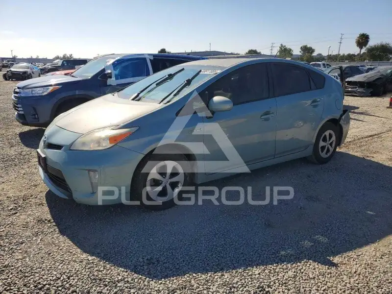 2012 Toyota PRIUS фото