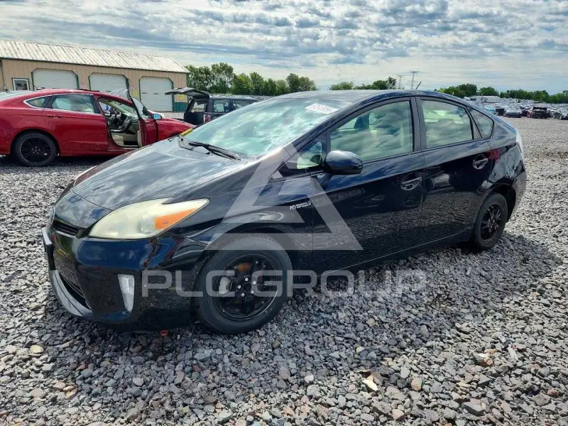 2012 Toyota PRIUS фото