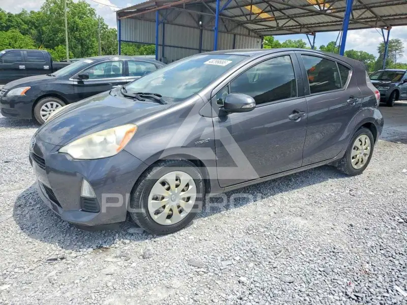 2012 Toyota PRIUS фото