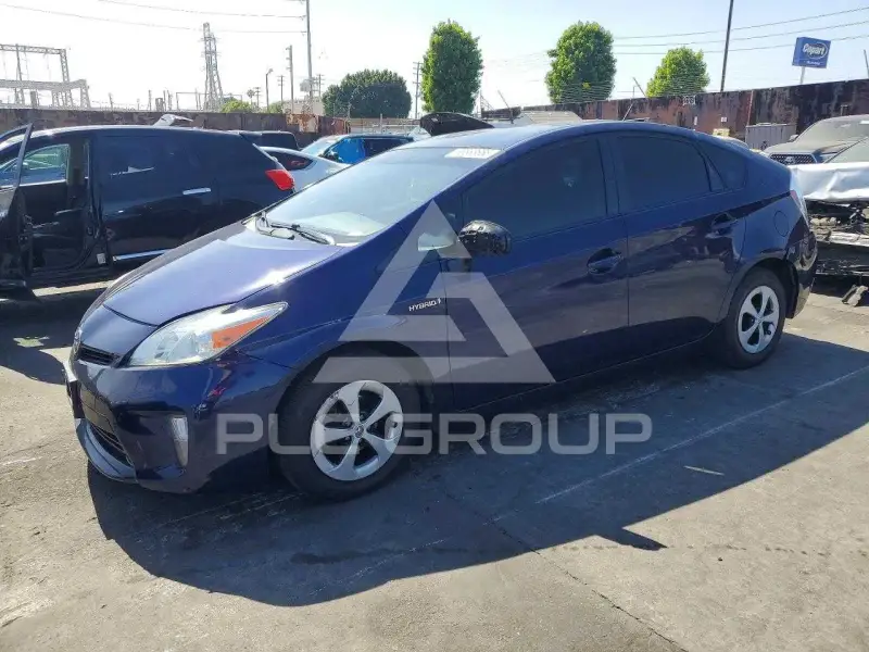 2012 Toyota PRIUS photo
