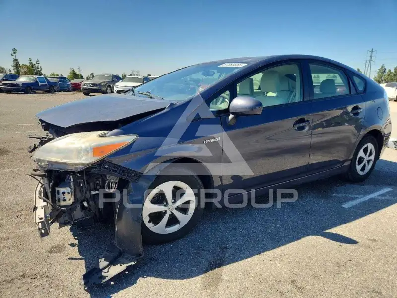 2012 Toyota PRIUS photo