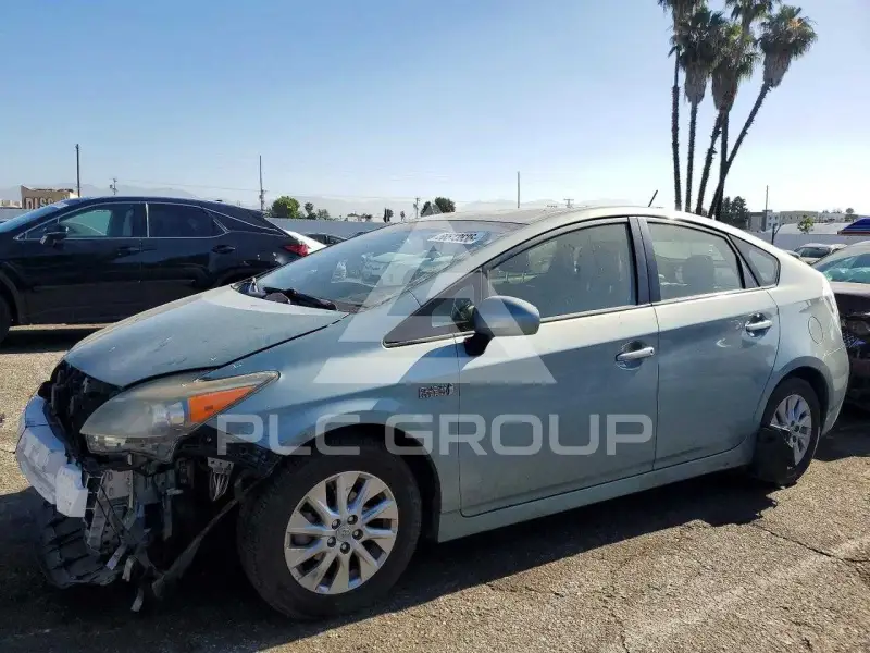 2012 Toyota PRIUS photo