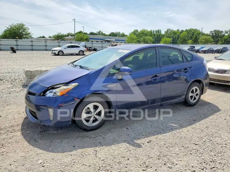2012 Toyota PRIUS фото