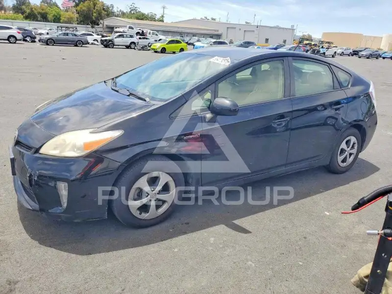 2012 Toyota PRIUS фото