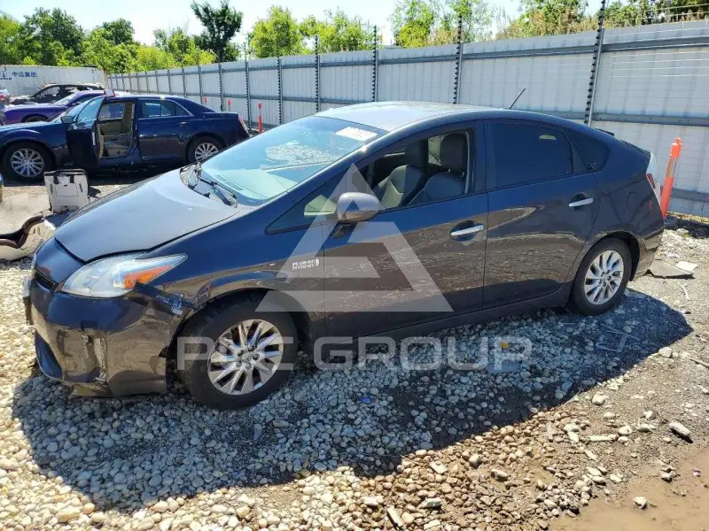 2012 Toyota PRIUS фото