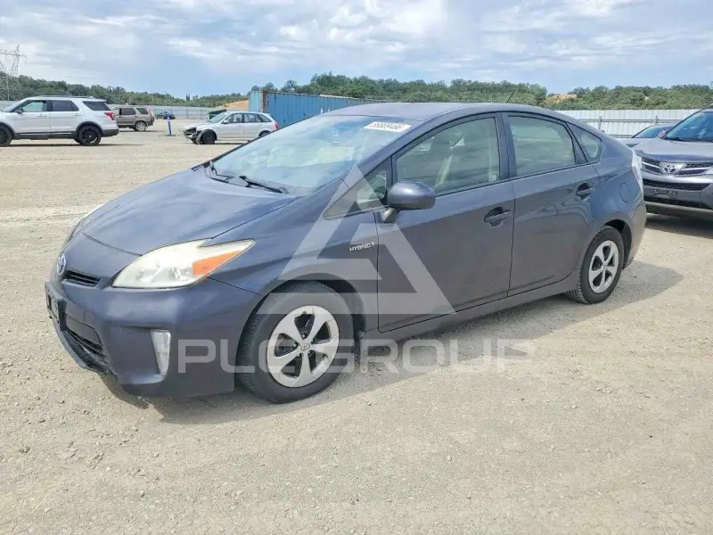 2012 Toyota PRIUS фото