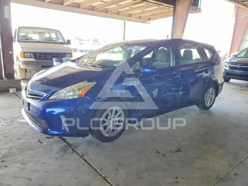 2012 Toyota PRIUS фото
