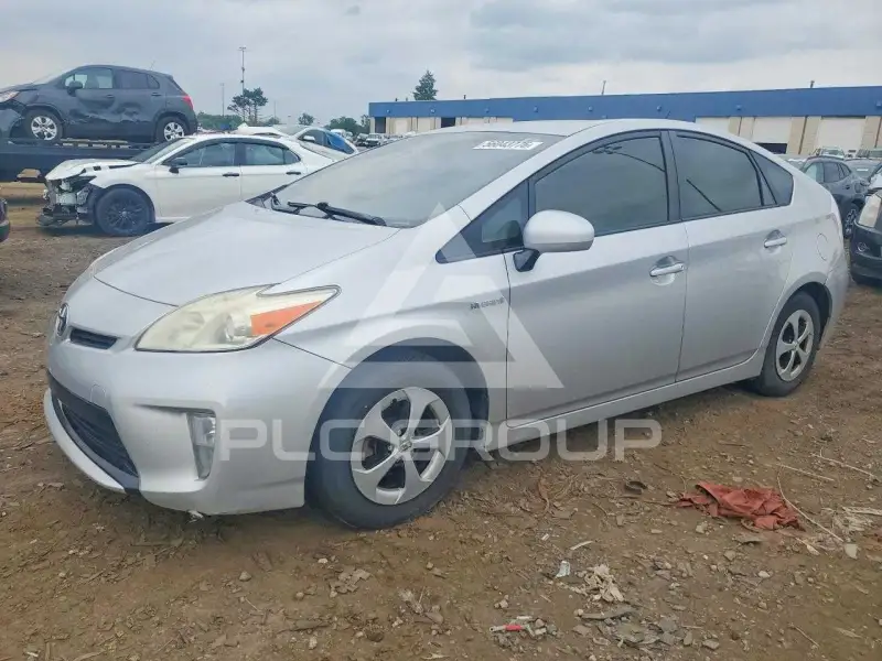 2012 Toyota PRIUS фото