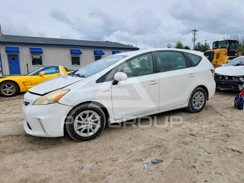 2012 Toyota PRIUS фото