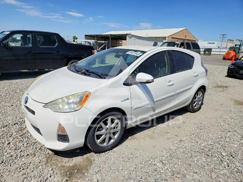 2012 Toyota PRIUS фото
