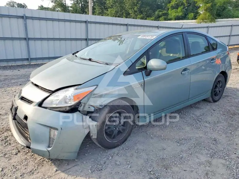 2012 Toyota PRIUS фото