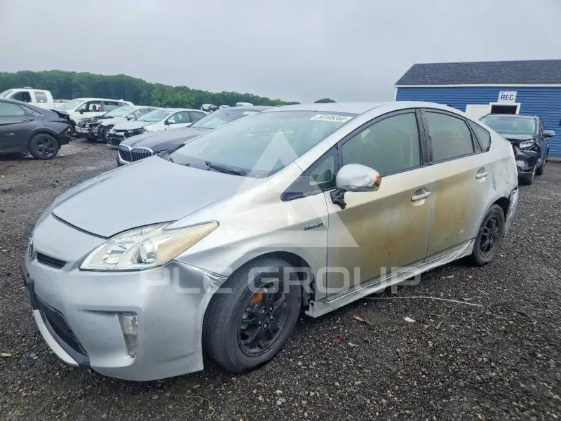 2012 Toyota PRIUS фото