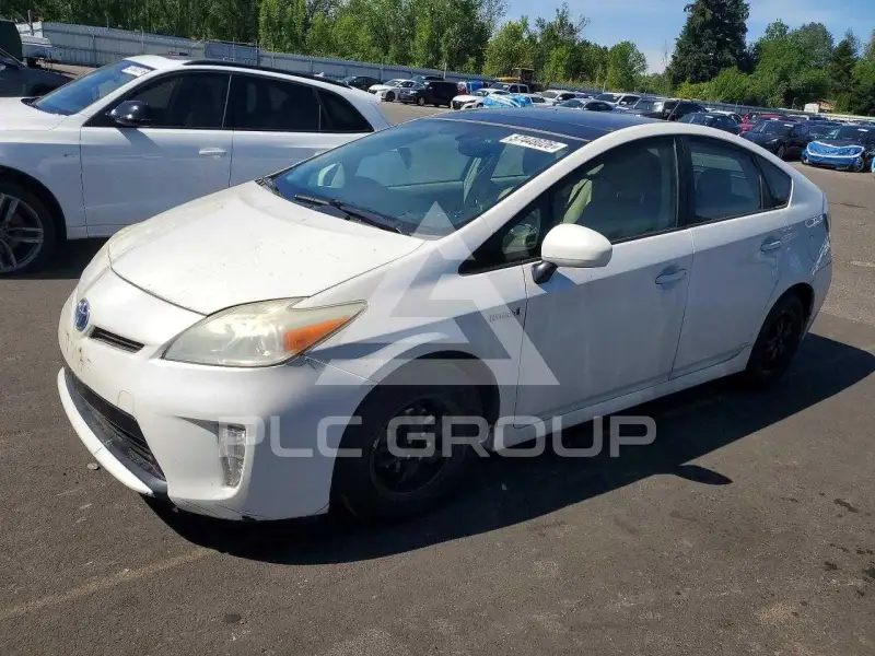 2012 Toyota PRIUS фото
