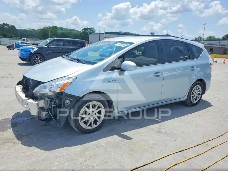 2012 Toyota PRIUS фото