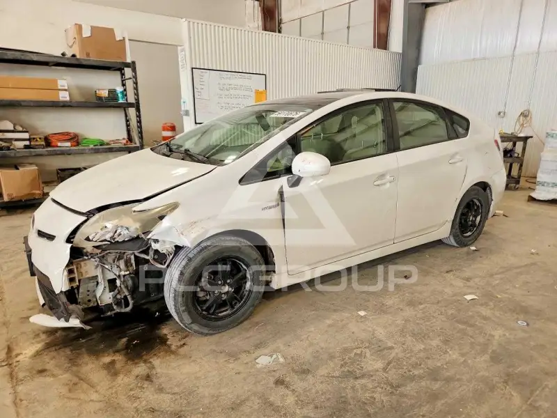 2012 Toyota PRIUS фото