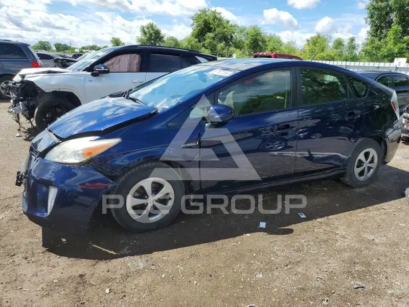 2012 Toyota PRIUS фото