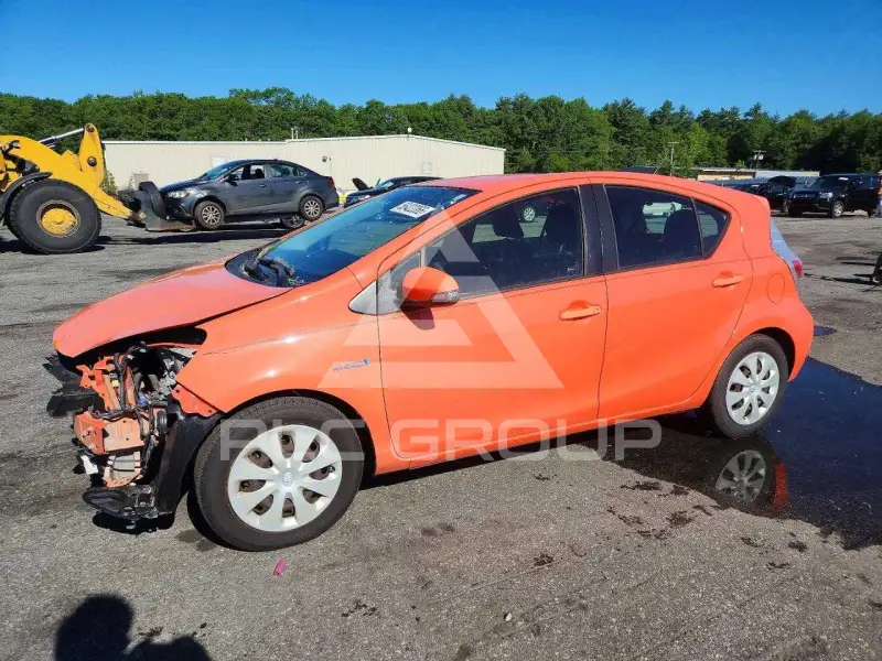2012 Toyota PRIUS фото